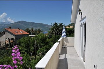 Monténégro Privát Tivat, Extérieur